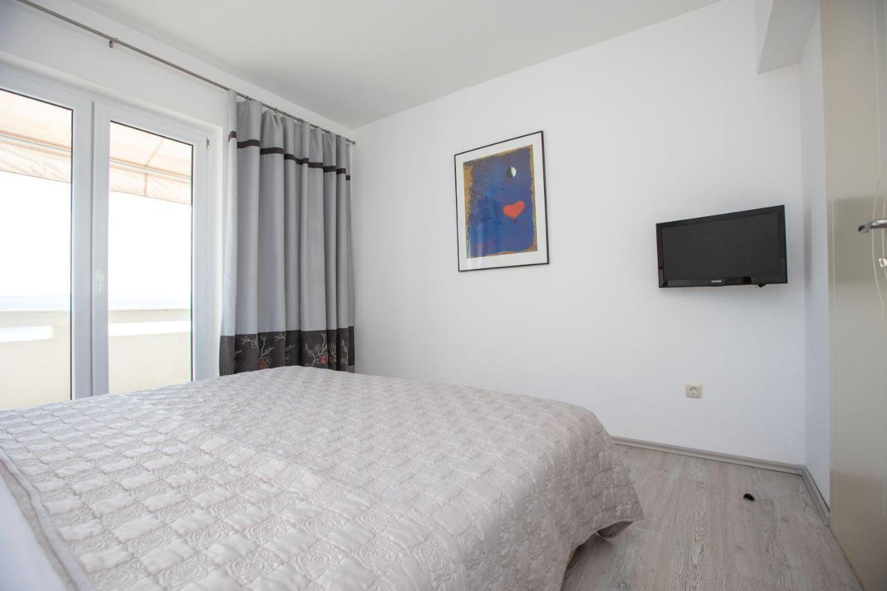Apartments Mosor Omis Exterior photo