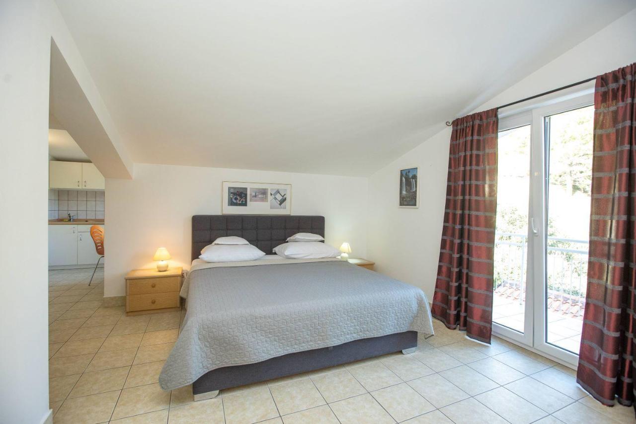 Apartments Mosor Omis Exterior photo